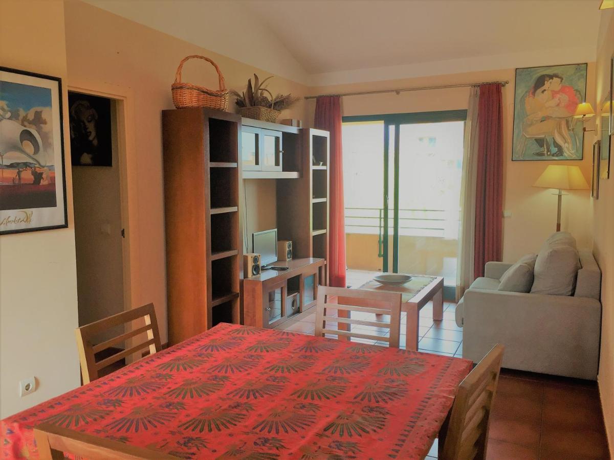 Ongi Etorri Apartamento Calafat Exterior foto